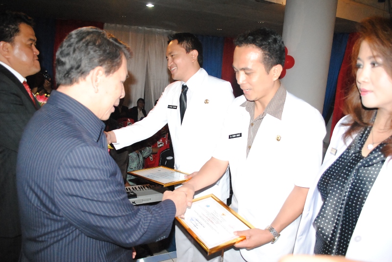 Rondonuwu:  Target  2015  Angka Gizi Buruk Turun Hingga 4 persen